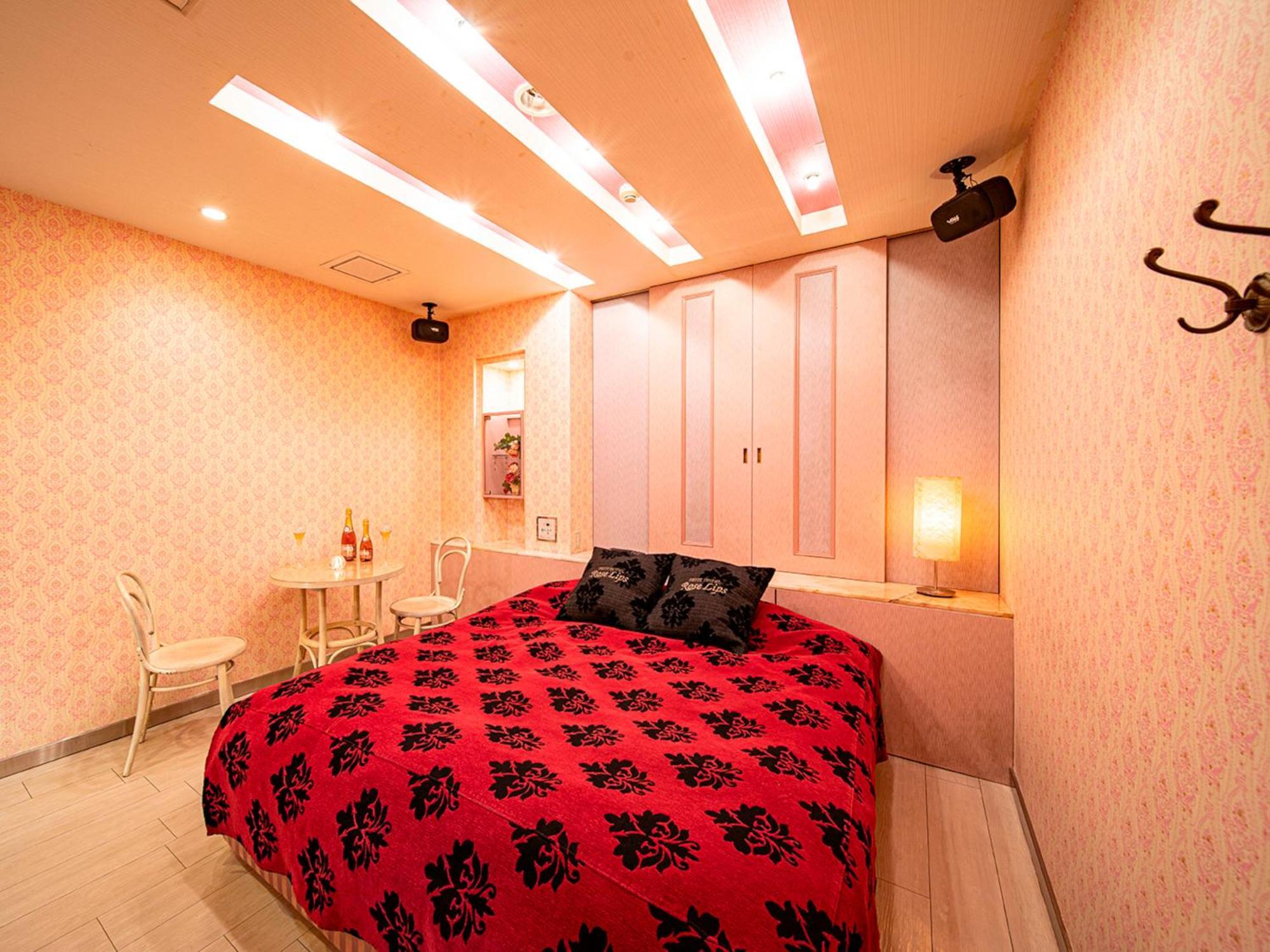 Roselips Tsuruhashi ローズリップス鶴橋 Otel Osaka Dış mekan fotoğraf